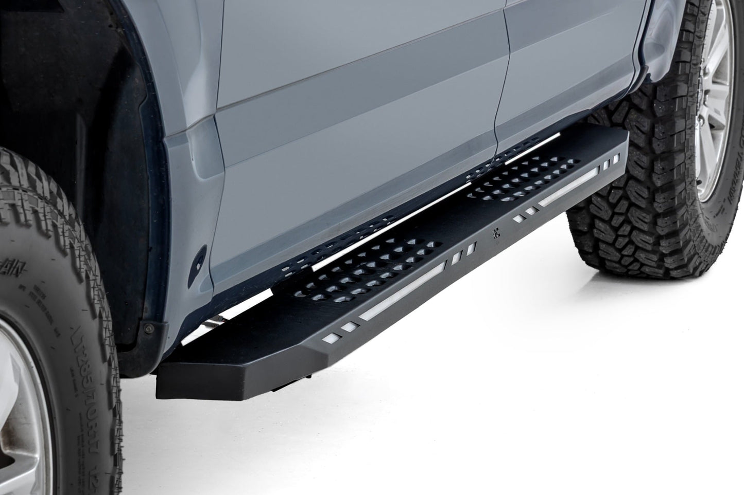 AC2 Running Boards | Amber/White | Crew Cab | Ford F-150/Lightning/F-250/F-350/Raptor (15-26) - Image 6