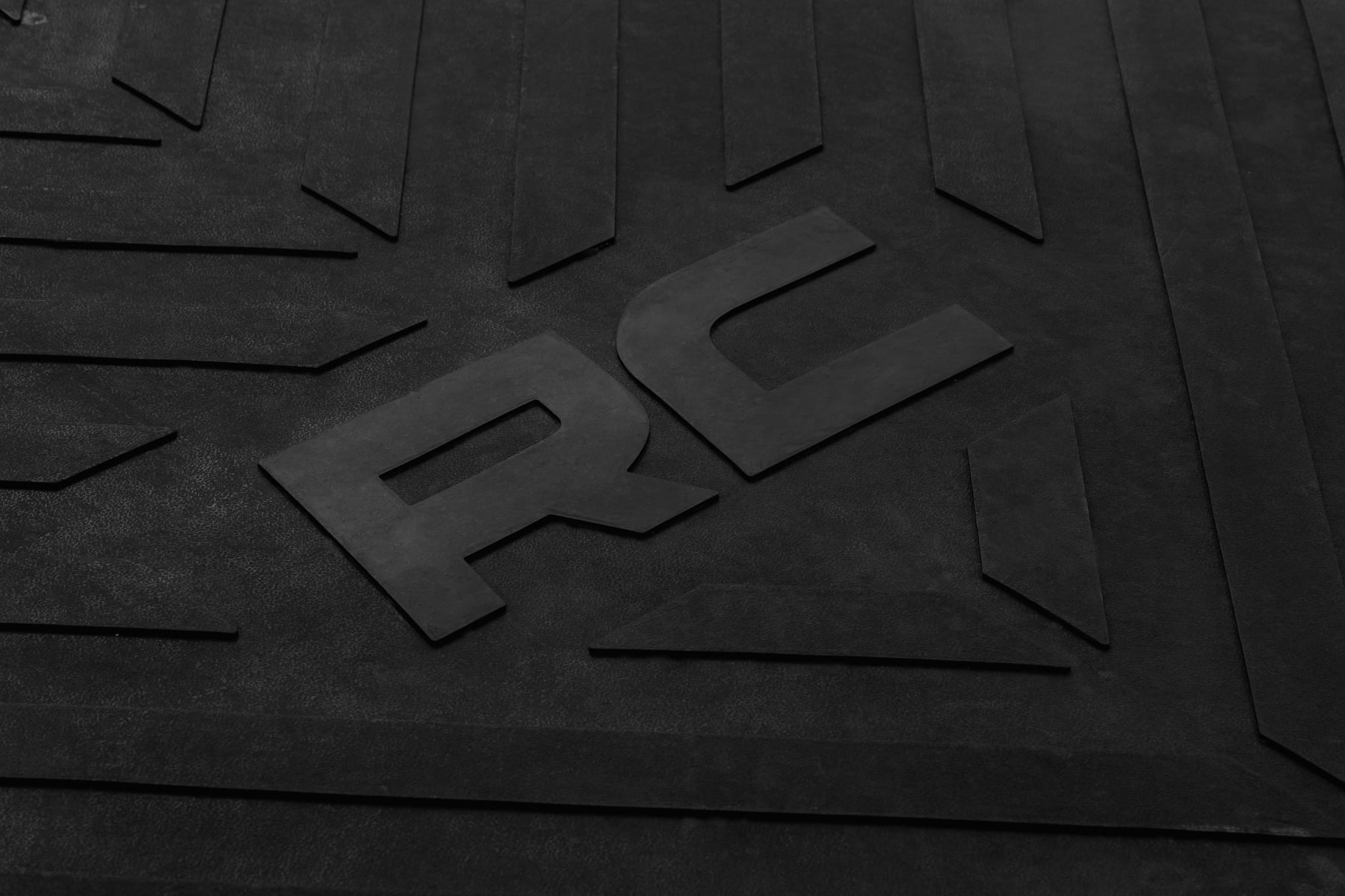 Bed Mat | 6'9" Bed | RC Logo | Chevy/GMC  Silverado/Sierra 2500HD/3500HD (20-26) - Image 4