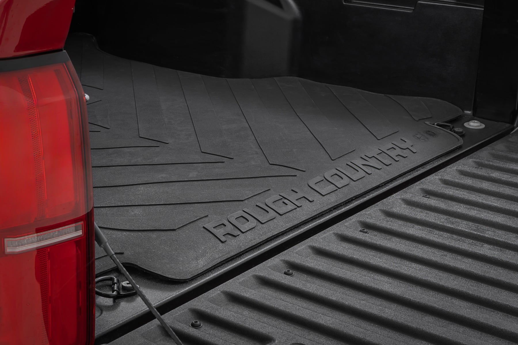 Bed Mat | 5' Bed | RC Logo | Toyota Tacoma 2WD/4WD (2024-2026) - Image 2