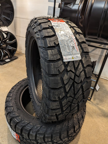 35125020 Amp RTs & 6 inch rough Country Liftkit