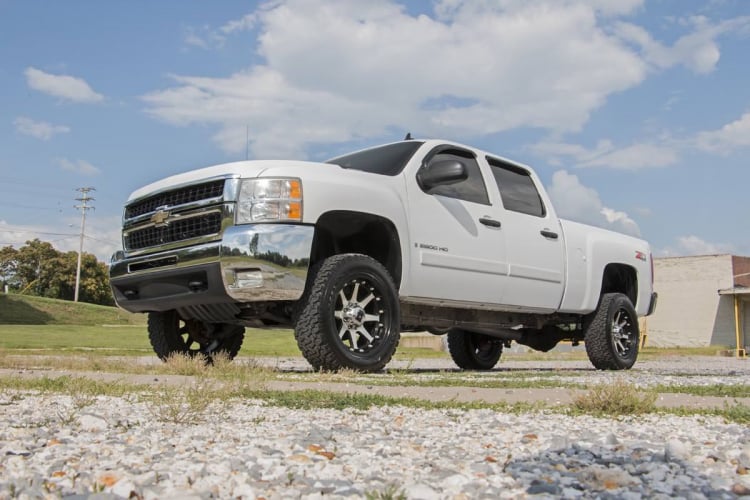 3 INCH LIFT KIT CHEVY/GMC 2500HD (01-10)