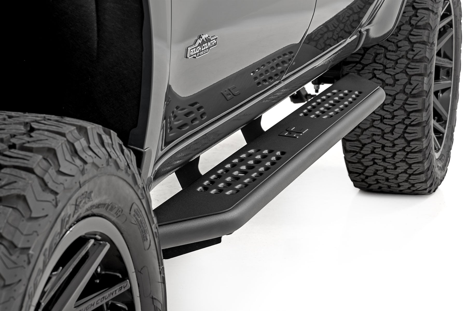 OV2 Running Boards | Side Step Bars | Crew Cab | Chevy/GMC 1500/2500HD (19-26) - Image 5