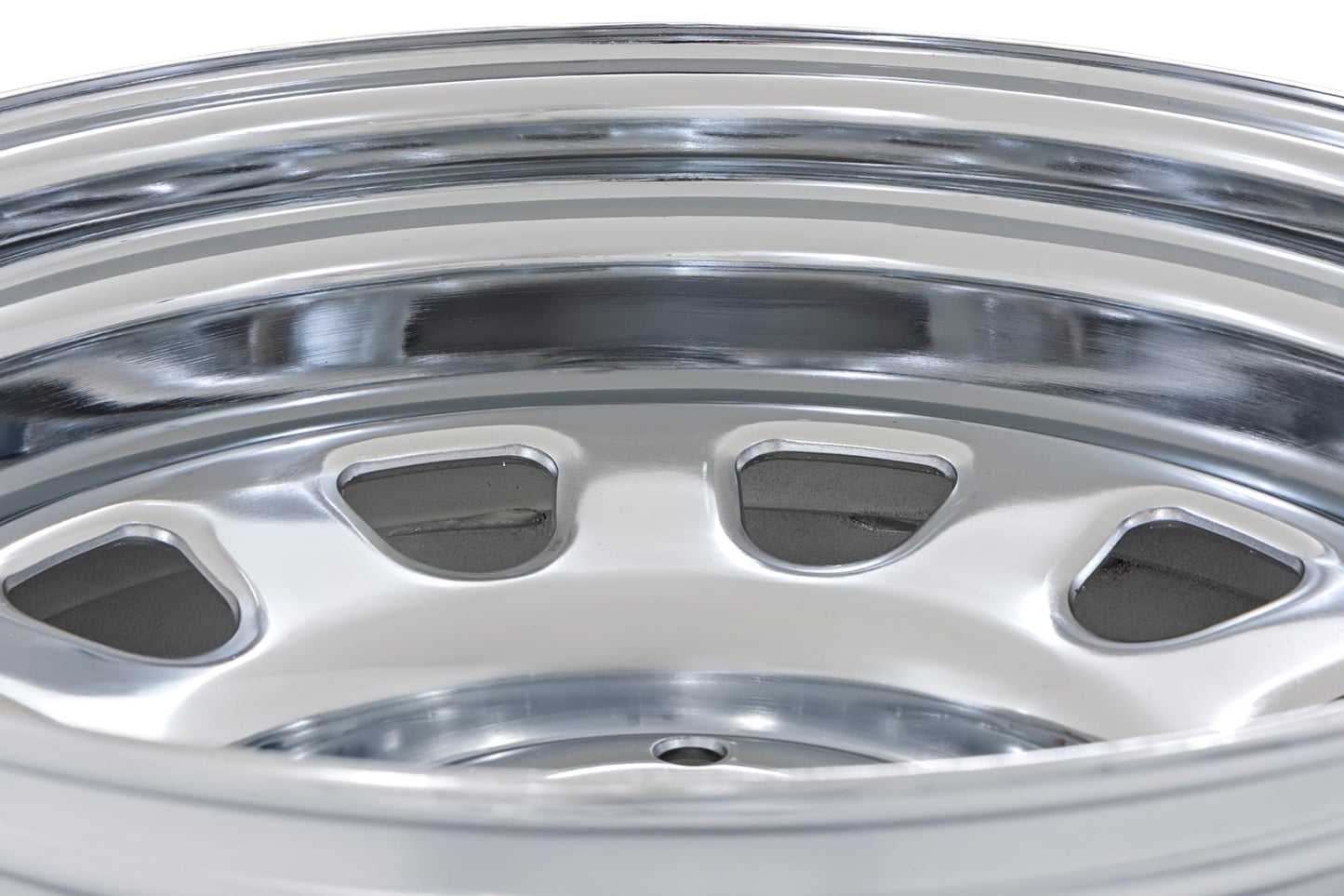 Steel Wheel | Chrome | 15x8 | 5x5.5 | 4.25 Bore | -19mm - Image 2