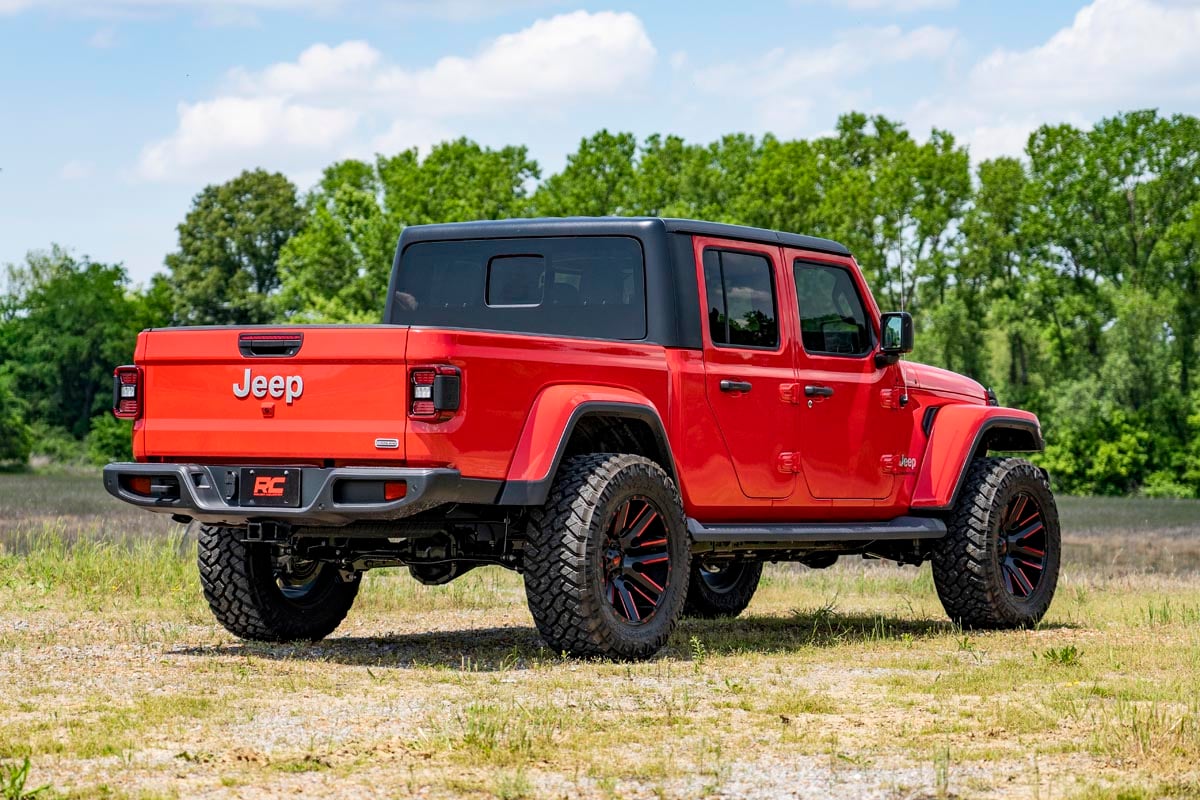 2.5 Inch Leveling Kit | Spacers | V2 | Jeep Gladiator JT 4WD (2020-2023) - Image 3