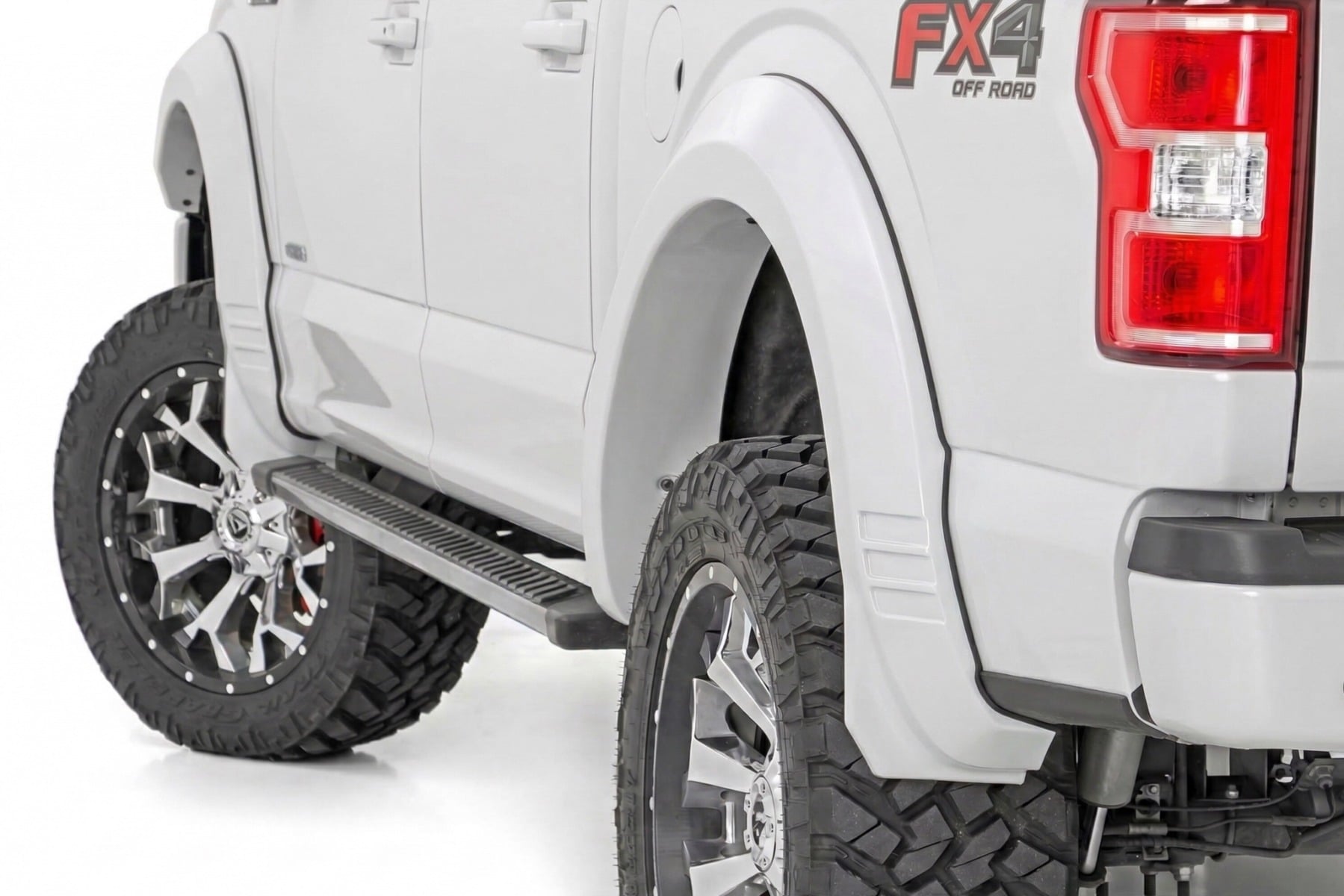 Fender Flares | SF1 | YZ Oxford White | Ford F-150 2WD/4WD (2015-2017)