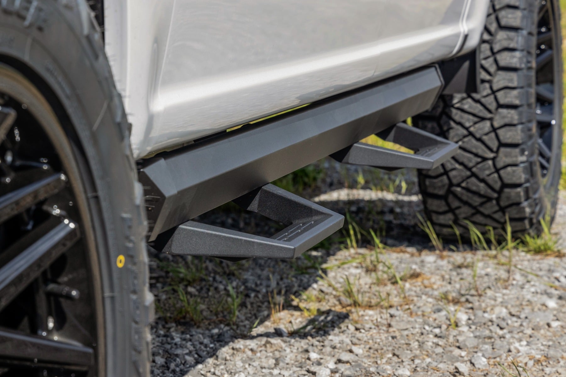 SRL2 Adjustable Aluminum Steps | Ford Ranger 2WD/4WD (2019-2026) - Image 5