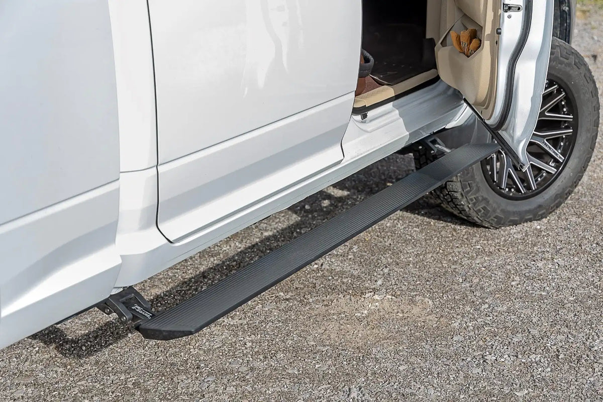 POWER RUNNING BOARDS LIGHTED | RAM 2500 (10-23)