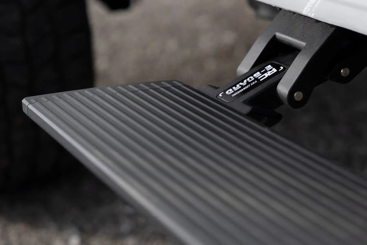 POWER RUNNING BOARDS LIGHTED | RAM 2500 (10-23)
