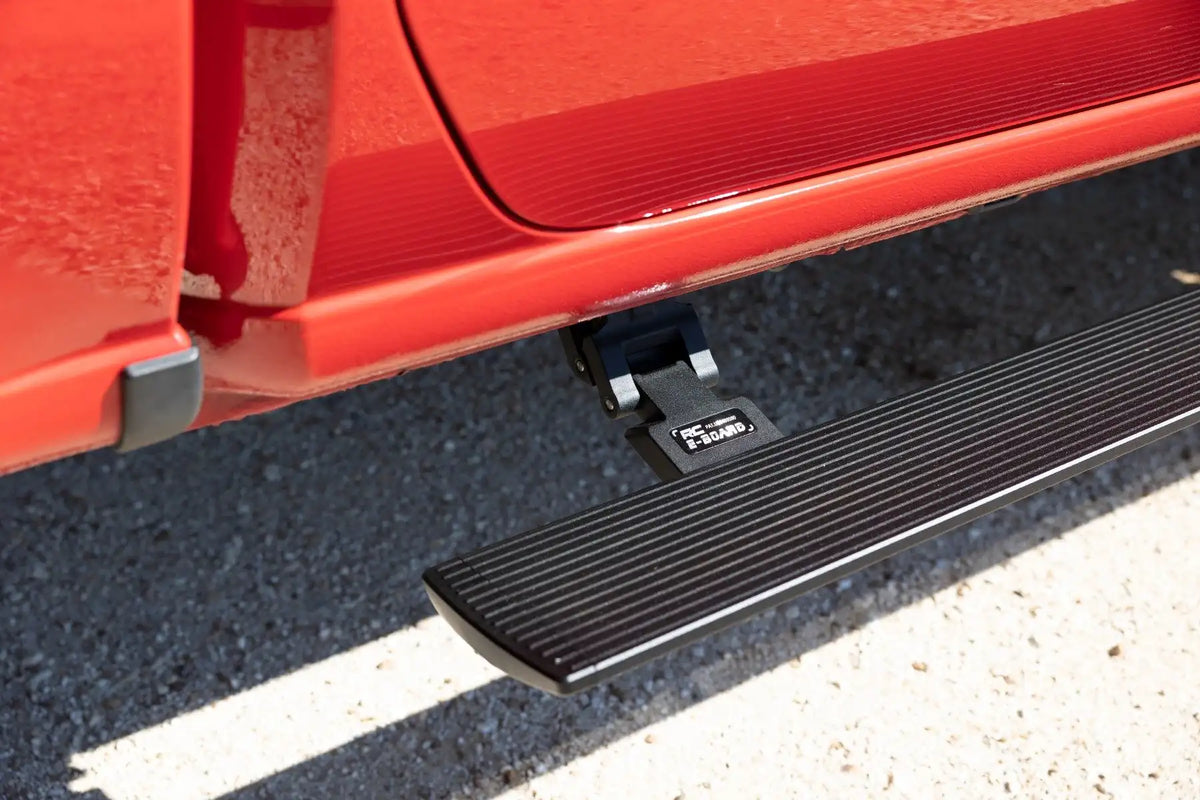 POWER RUNNING BOARDS LIGHTED | CHEVY/GMC 1500/2500HD/3500HD (19-23)