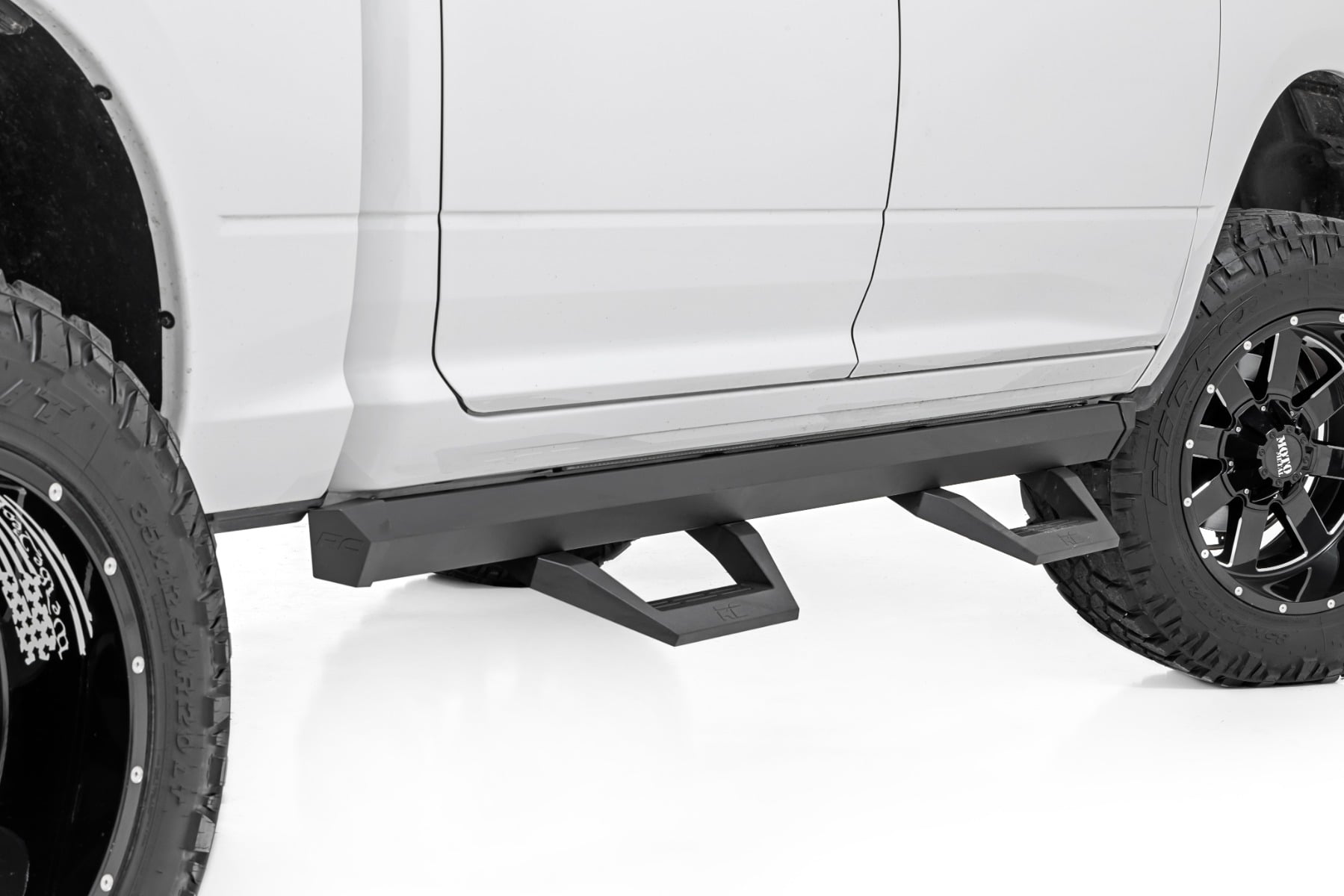 SRX2 Adj Aluminum Step | Crew Cab | Ram 1500/2500/3500 2WD/4WD (2010-2018 & Classic) - Image 2