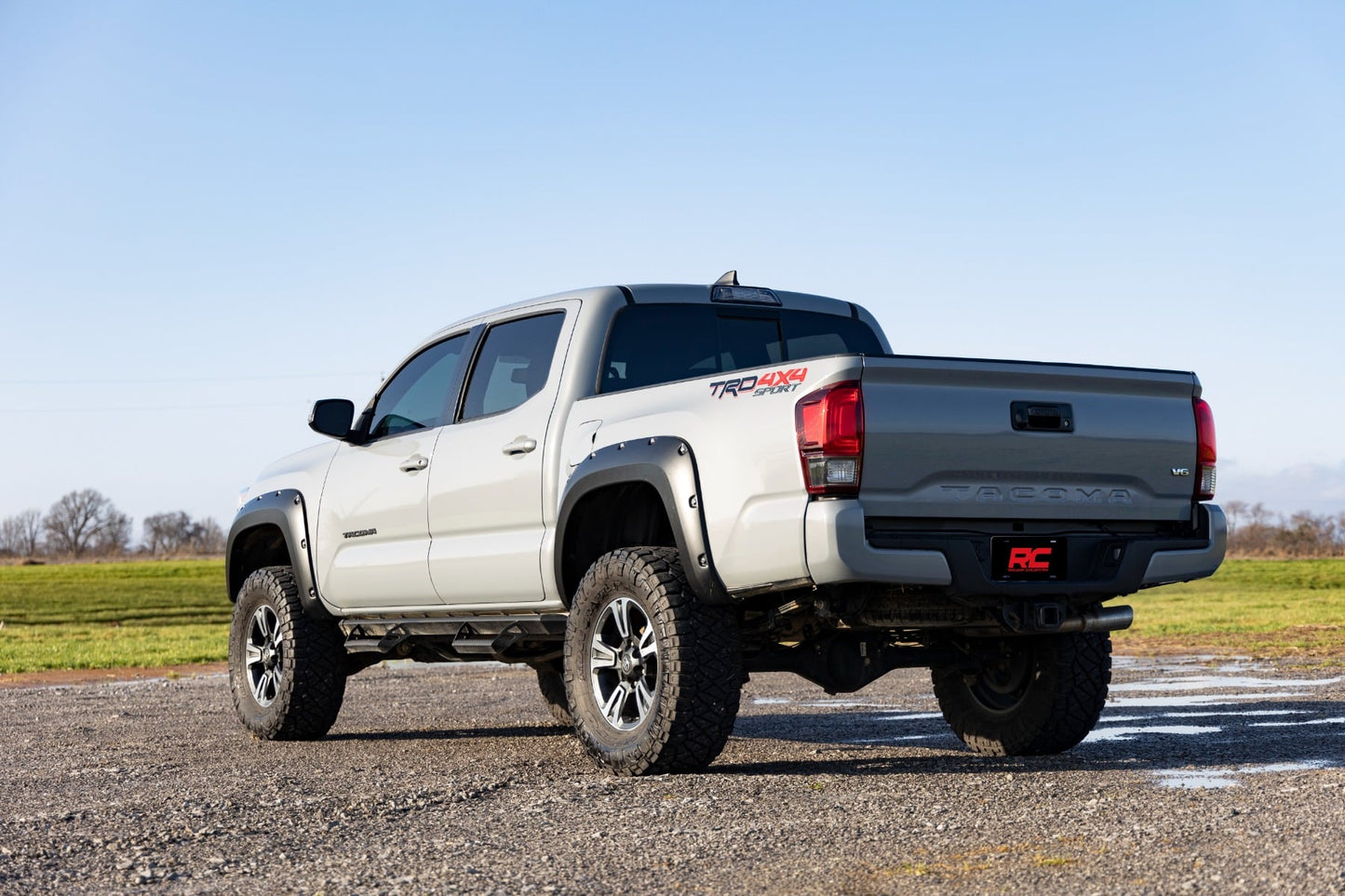 Pocket Fender Flares | 6V7 Army Green | Toyota Tacoma 2WD/4WD (2016-2023) - Image 4