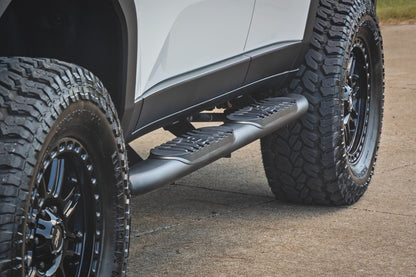 Oval Nerf Steps | Black | Toyota Land Cruiser 4WD (2024-2026) - Image 4