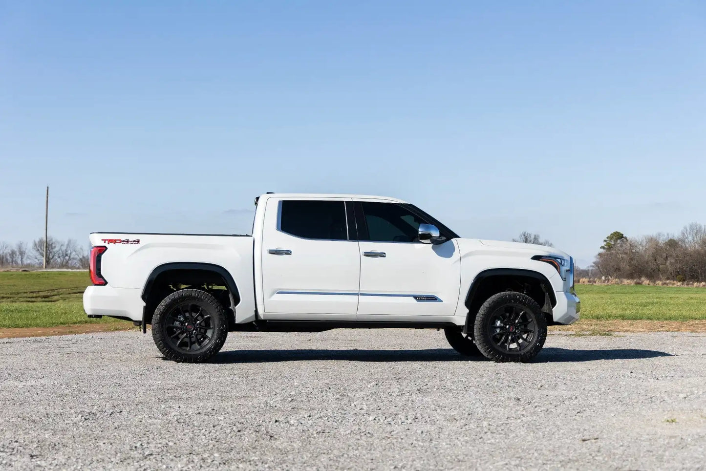 POWER RUNNING BOARDS LIGHTED | CREWMAX | TOYOTA TUNDRA (22-23)