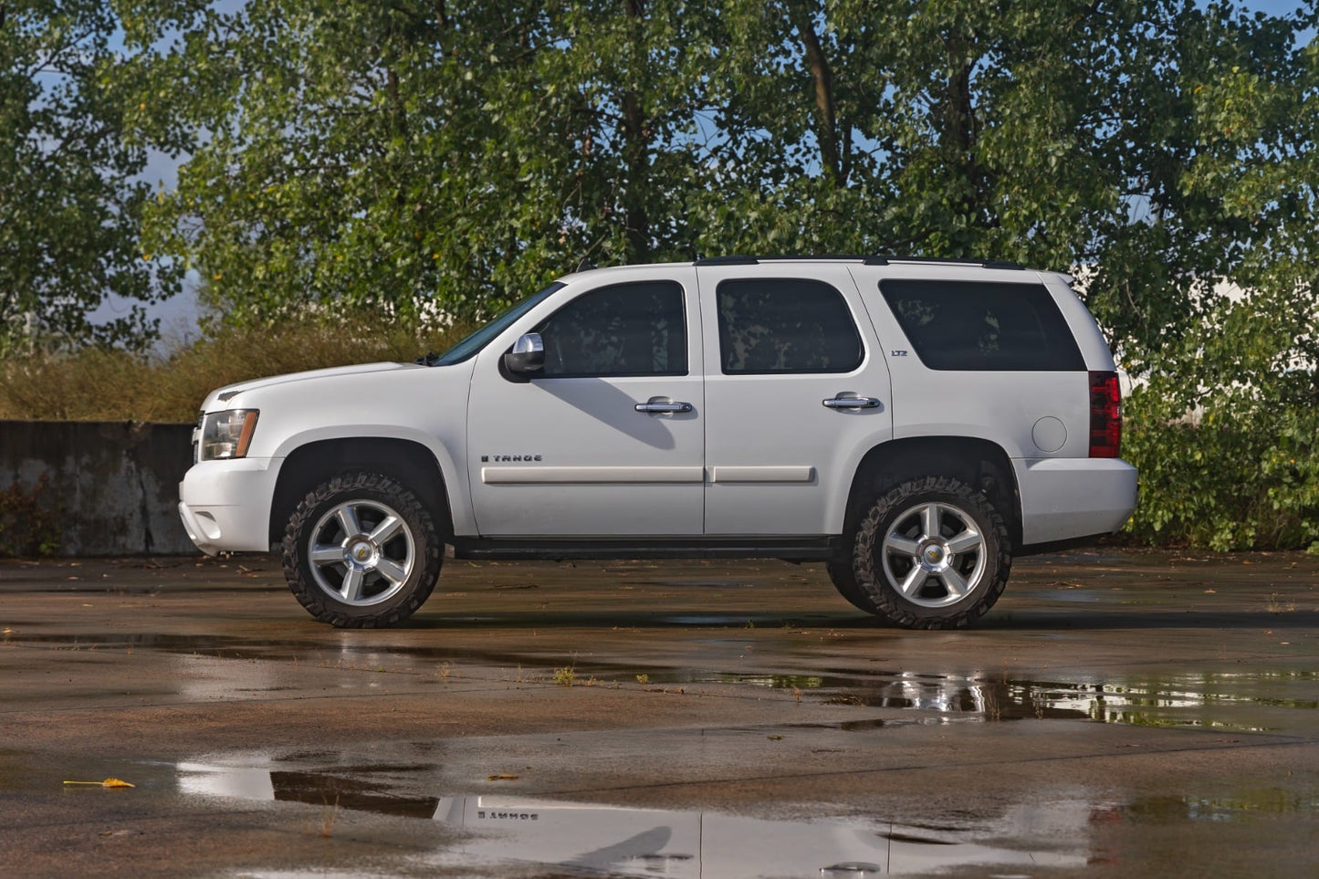 3.5 Inch Lift Kit | N3 Struts | Forged UCAs | Chevy/GMC SUV 1500 (07-20) - Image 3