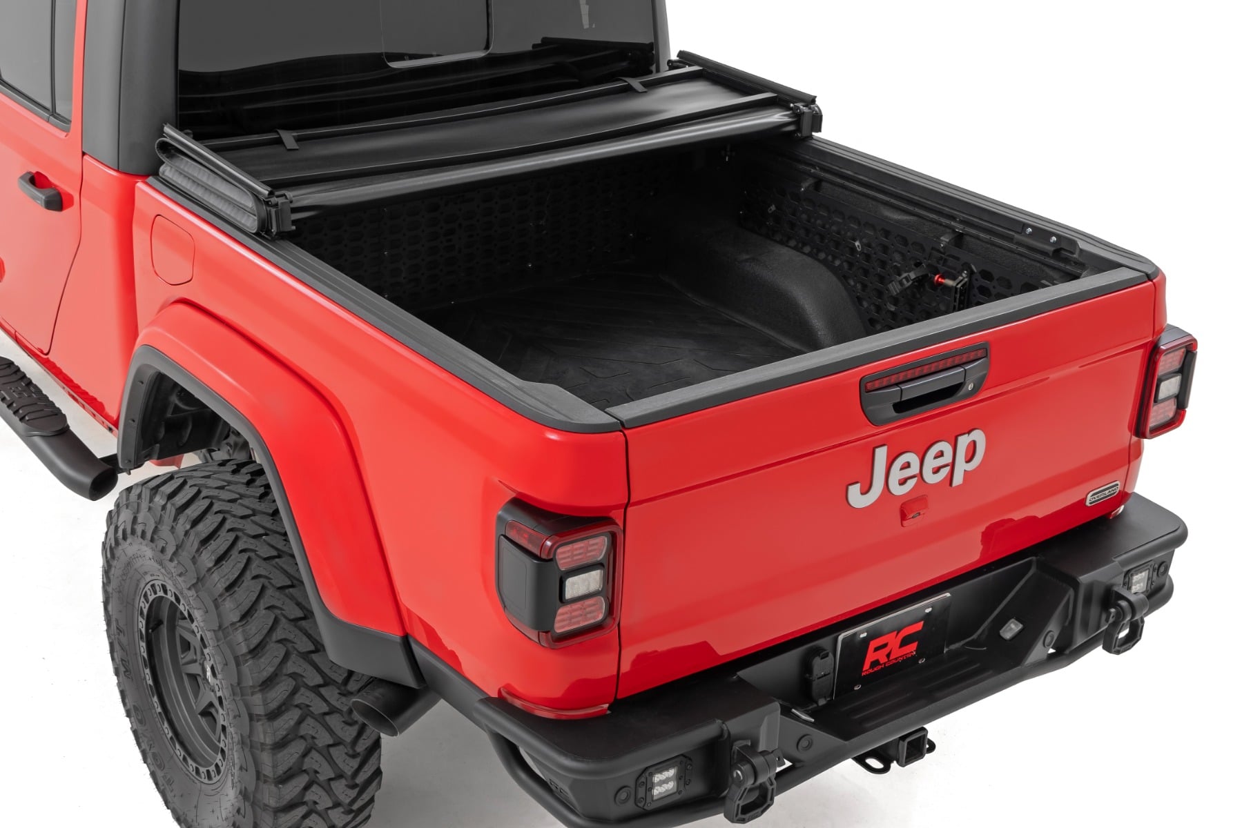 Soft Tri-Fold Bed Cover | 5' Bed | Jeep Gladiator JT 4WD (2020-2026) - Image 2