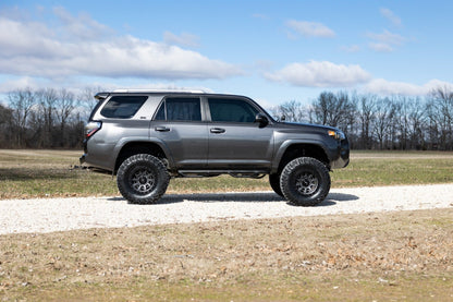 Rough Country 85 Series Wheel | Simulated Beadlock | Gunmetal Gray/Black | 17x9 | 6x5.5 |+25mm - Image 5