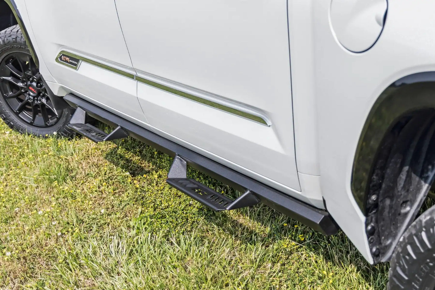 AL2 DROP STEPS CREW CAB | TOYOTA TUNDRA 2WD/4WD (2022-2023)