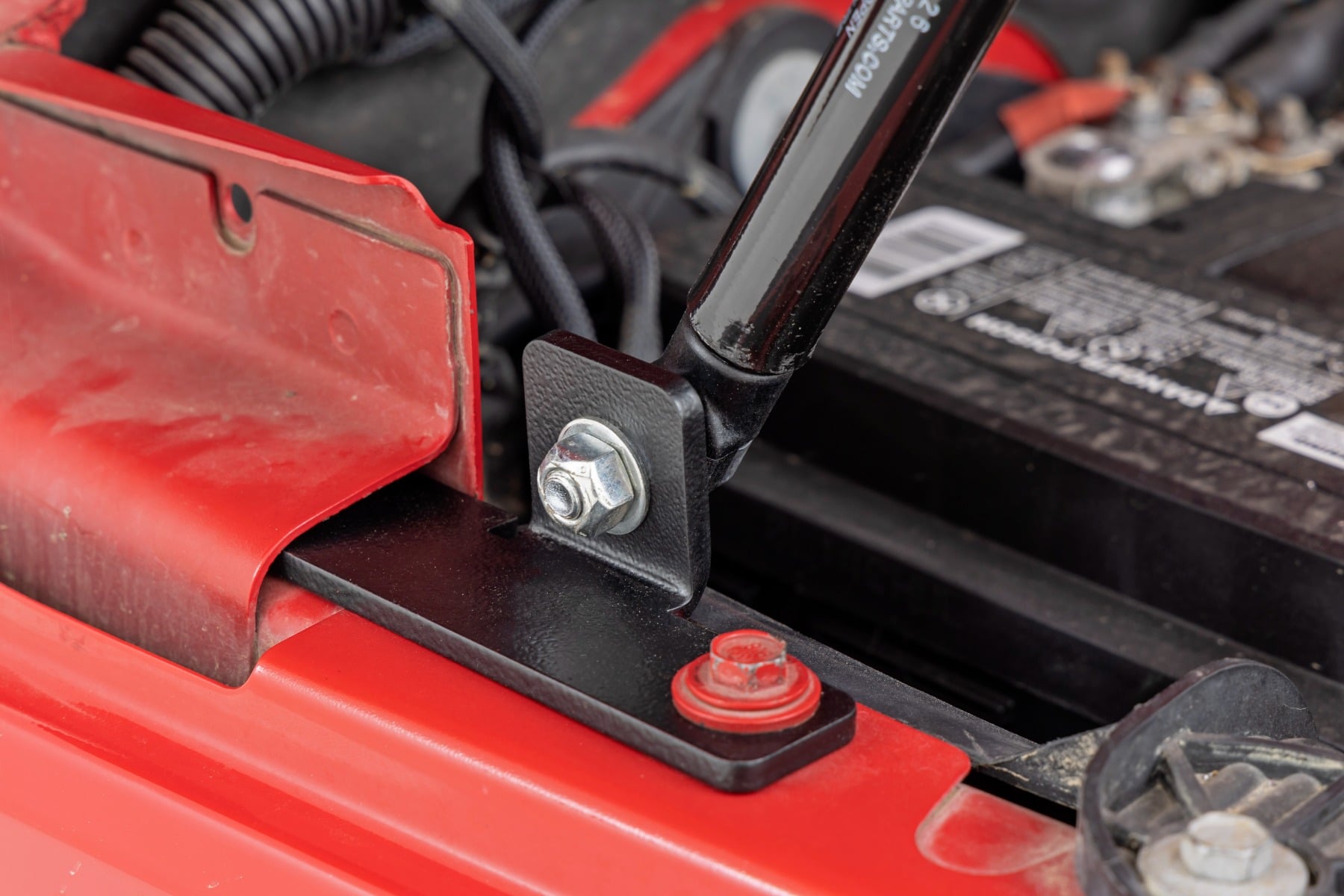 Hood Struts | Hydraulic | Jeep Wrangler JK/Wrangler Unlimited  (2007-2018) - Image 2
