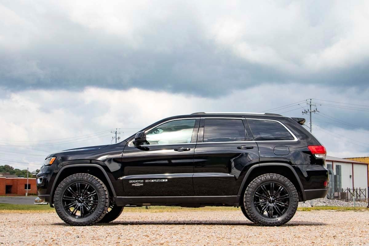 2.5 Inch Lift Kit | N3 Struts | Jeep Grand Cherokee 4WD (2016-2022) - Image 4