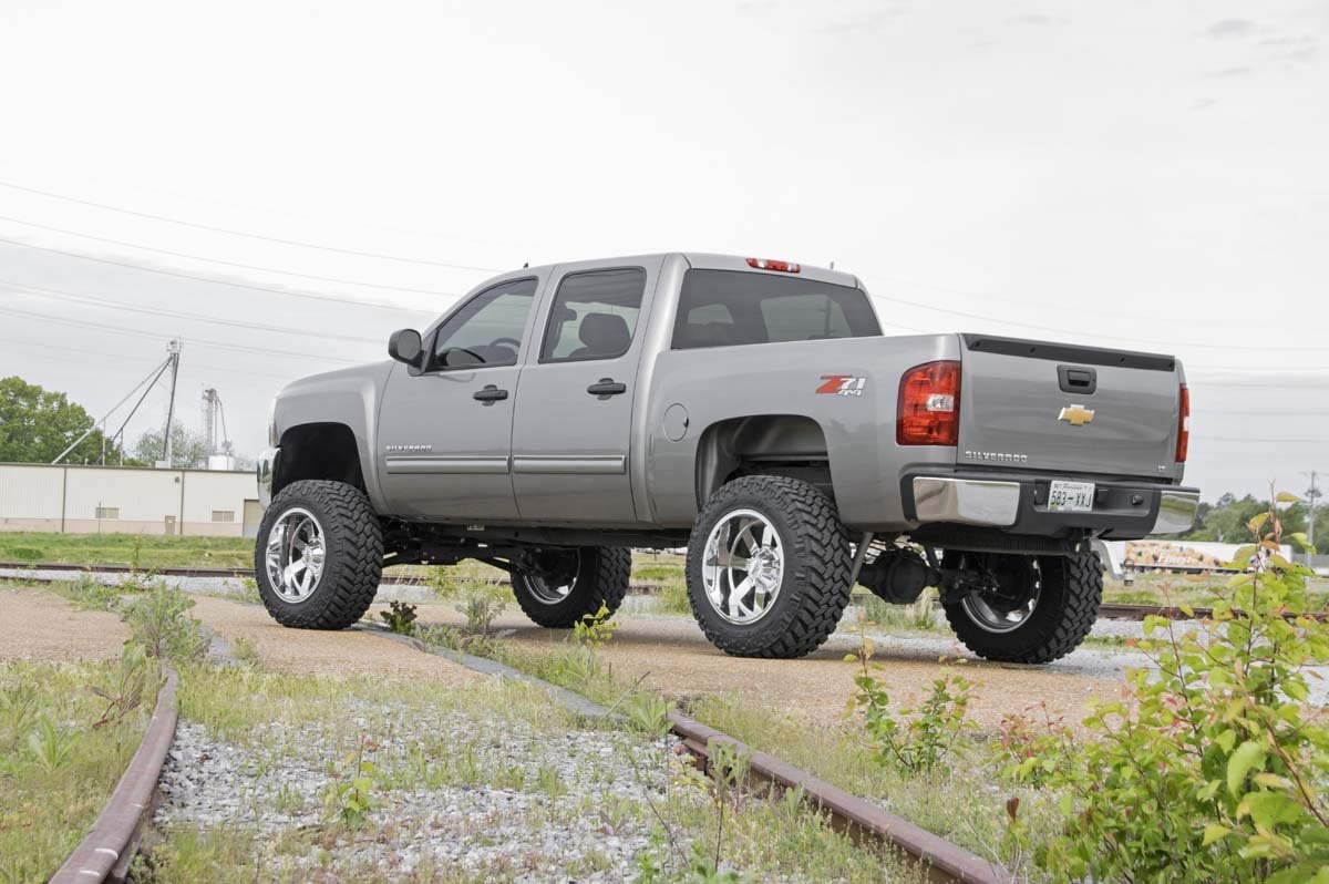 7.5 Inch Lift Kit | N3 Struts | Chevy/GMC 1500 4WD (07-13) - Image 3
