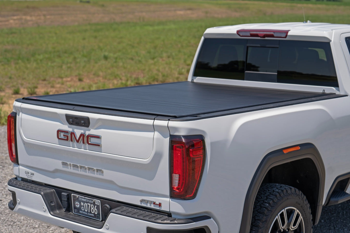 Hard Roll Up Bed Cover | 6'9" Bed | Chevy/GMC  Silverado/Sierra 2500HD/3500HD (20-26) - Image 5