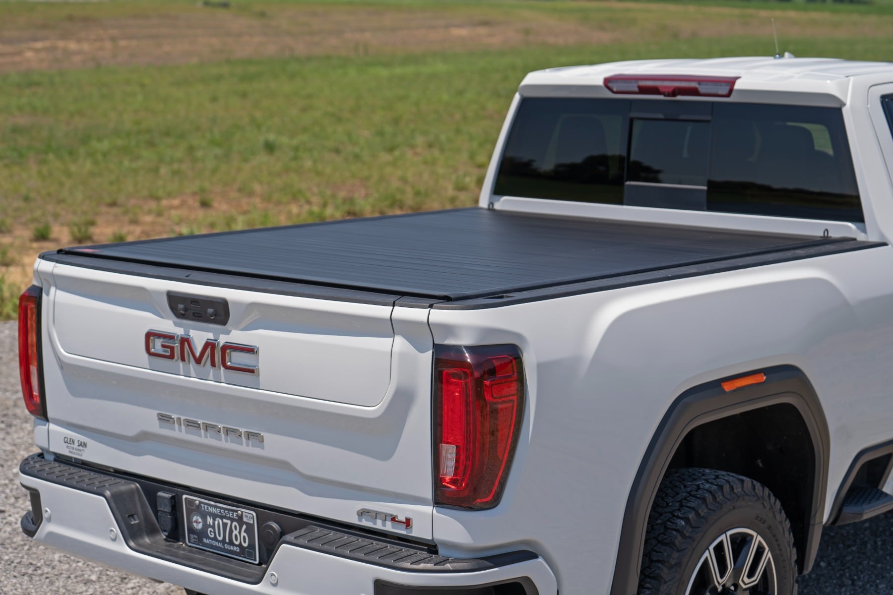 Hard Roll Up Bed Cover | 6'9" Bed | Chevy/GMC  Silverado/Sierra 2500HD/3500HD (20-26) - Image 5