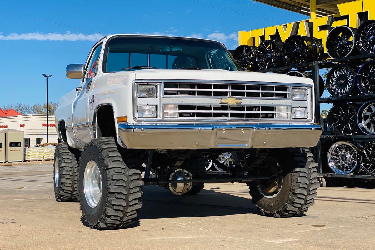 6 Inch Lift Kit | 52" RR Springs | Chevy/GMC C10/K10 Truck & SUV/K5 Blazer (77-91) - Image 5