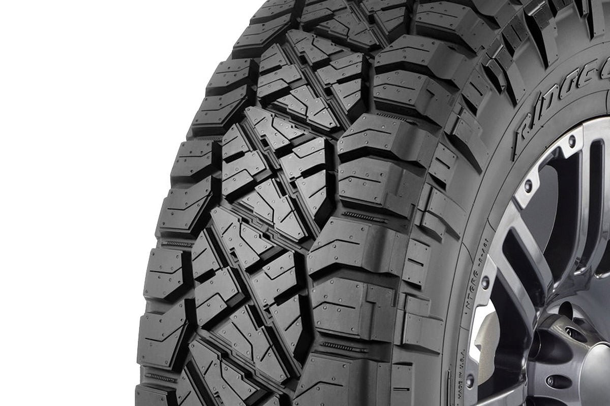 37x12.50R20 Nitto Ridge Grappler Tire - Image 3
