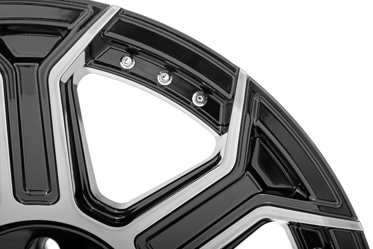 Rough Country 89 Series Wheel | One-Piece | Black Machined Gunmetal | 20x9 | 6x5.5 | +18mm - Image 6