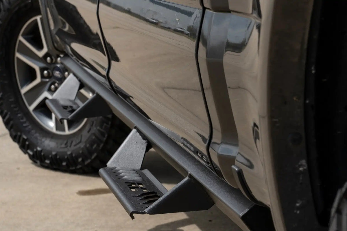 AL2 DROP STEPS CREW CAB | FORD F-150/LIGHTNING/F-250/F-350/RAPTOR (15-23)
