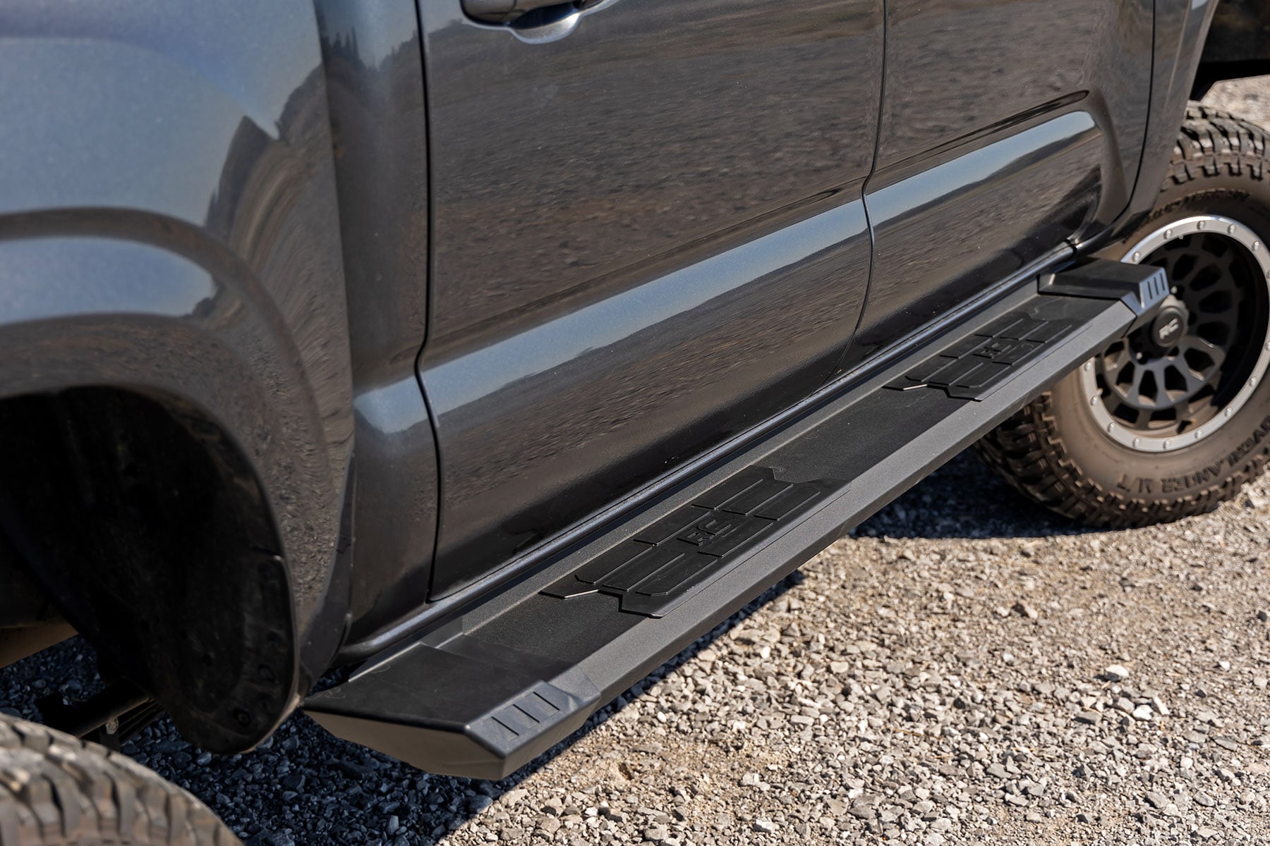 HD2 Aluminum Running Boards | Double Cab | Toyota Tacoma 2WD/4WD (2005-2023) - Image 6