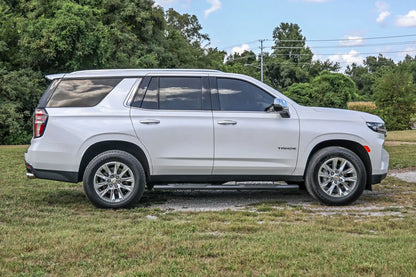 OVAL NERF STEP CREW CAB | BLACK | CHEVY/GMC TAHOE/YUKON (21-23)